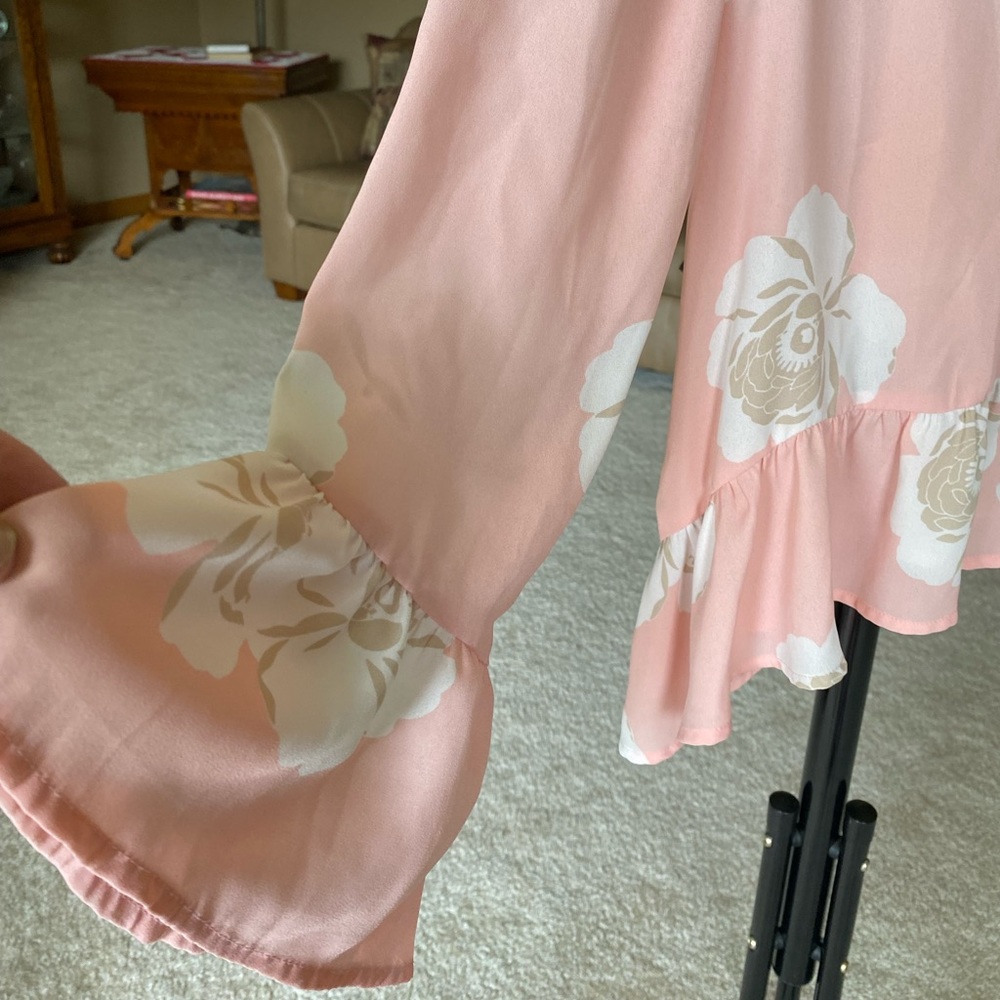 a.n.a. Floral Lightweight Top M - Picture 5 of 8